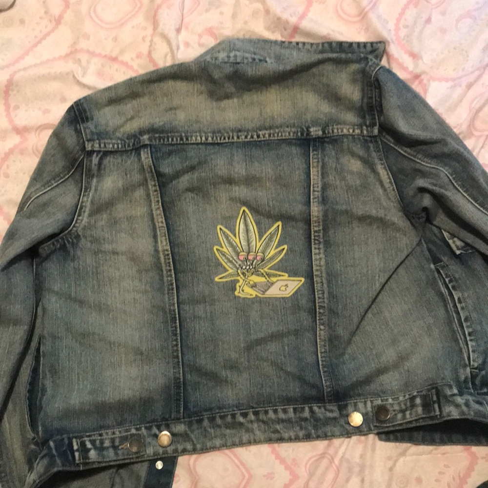 Denim jacket - Picture 2 of 3